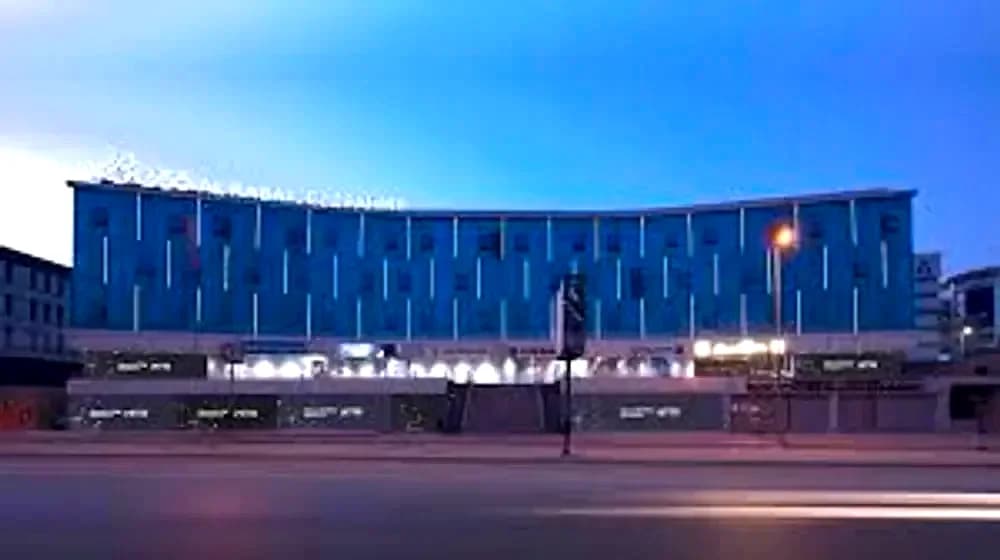 مشروع بي 255 بيزنس كومبلكس القاهرة الجديدة