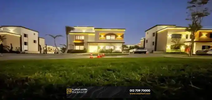 Twin house for sale in Azar compound